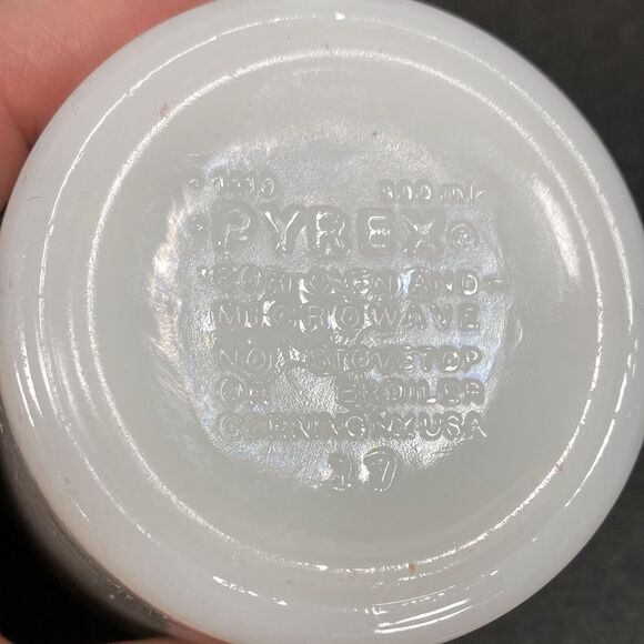 Pyrex Old Town Blue 1410 Milk Glass D Handle Replacement Coffee Cup - Picture 8 of 10